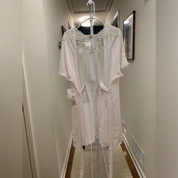 Linea Donatella pink robe - size L/XL - Picture 2 of 5